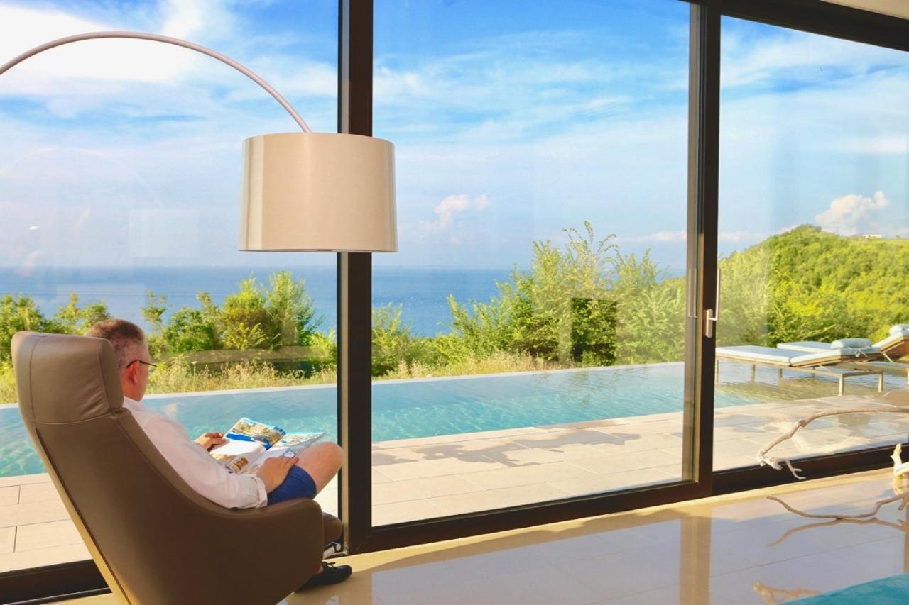 Prive Infinity Villa Durres Exterior photo